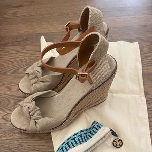 Tory Burch Straw Espadrille Wedges, Size 9, Beige